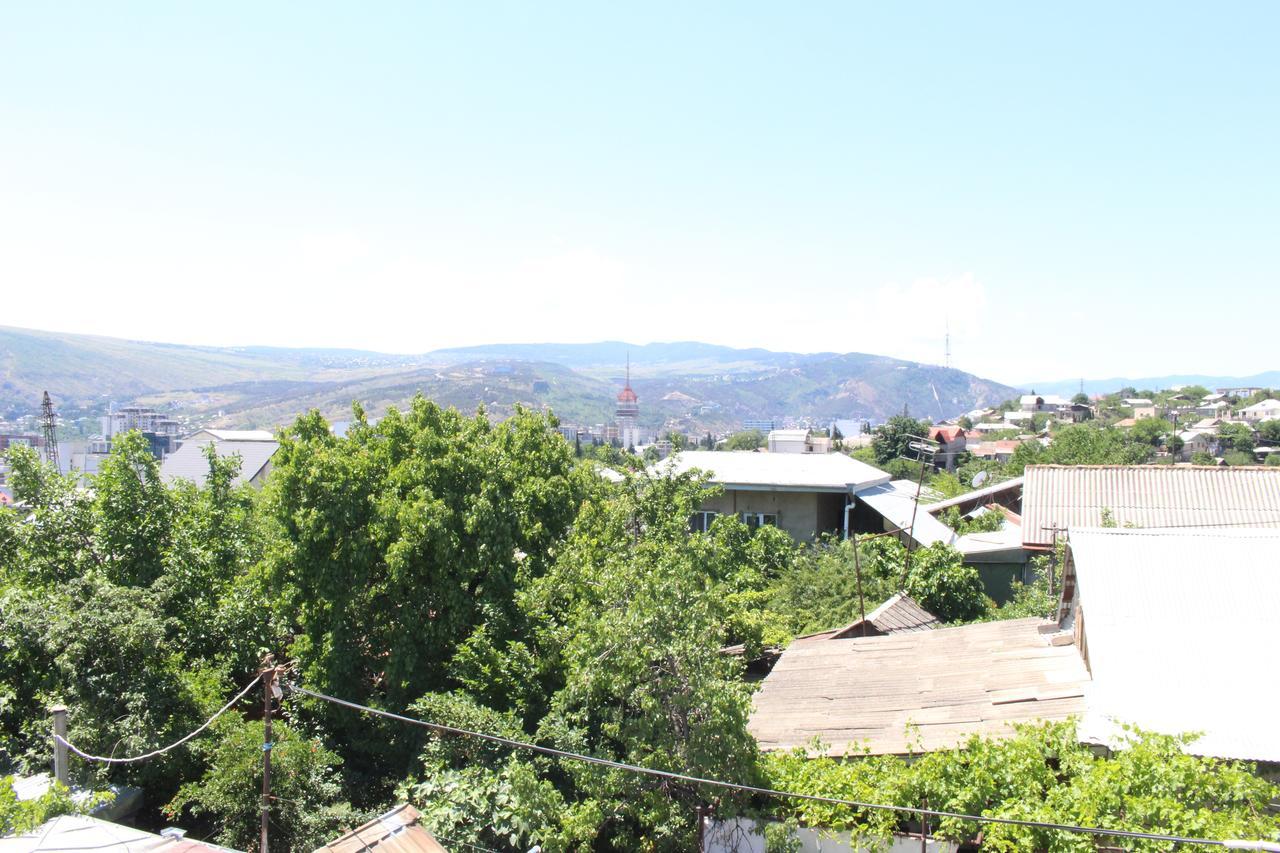 Leon Otel Tiflis Dış mekan fotoğraf