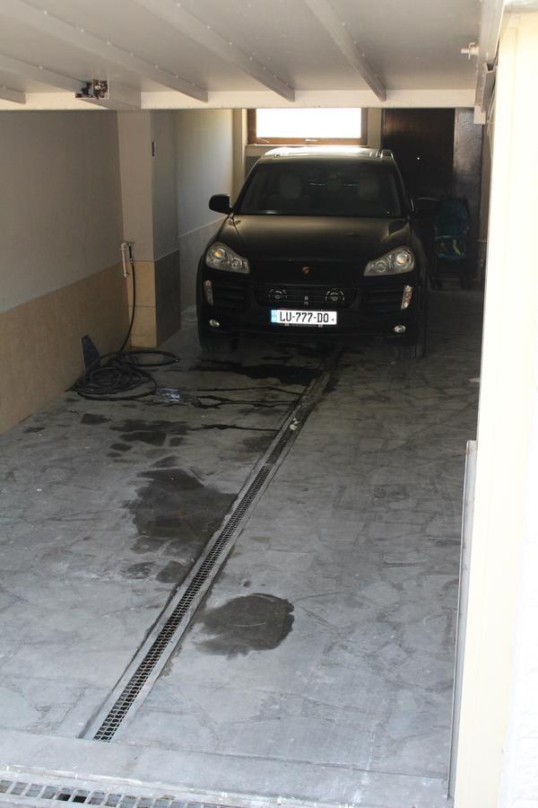 Leon Otel Tiflis Dış mekan fotoğraf
