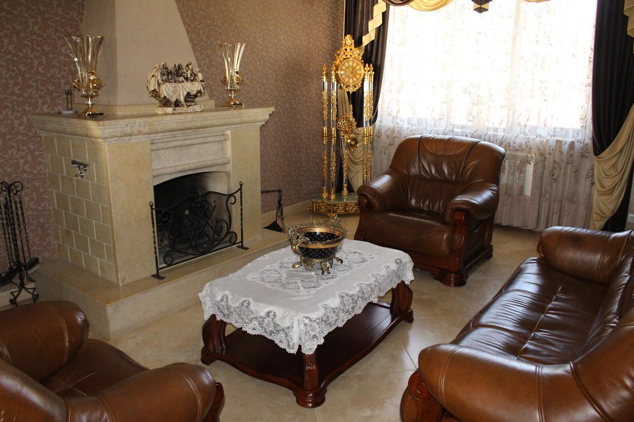 Leon Otel Tiflis Dış mekan fotoğraf