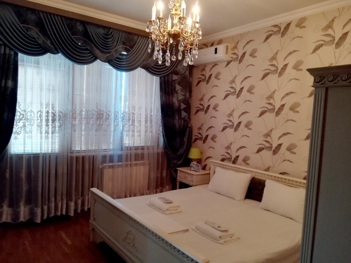 Leon Otel Tiflis Dış mekan fotoğraf