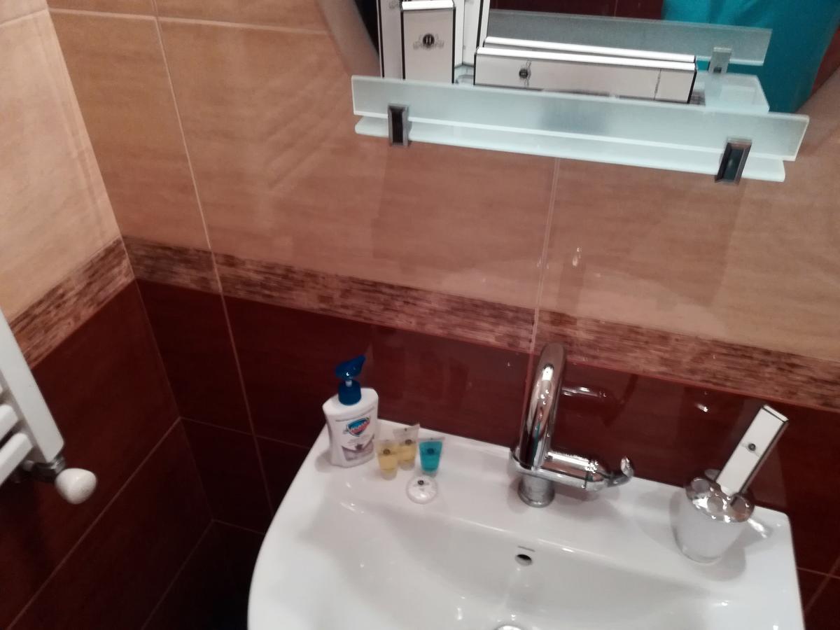 Leon Otel Tiflis Dış mekan fotoğraf